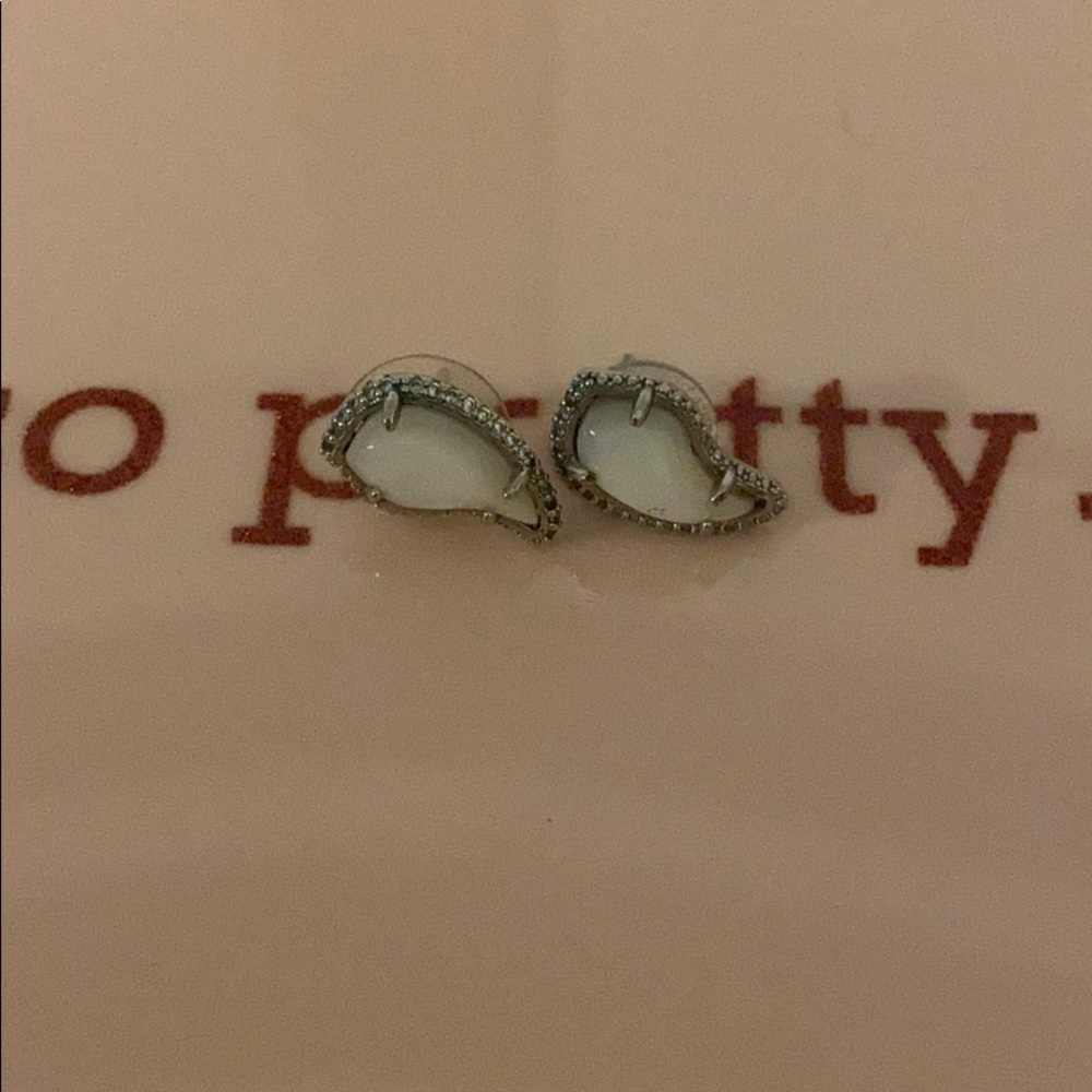Kendra Scott studs earring❌SOLD❌